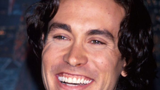 Brandon-Lee1-900x900